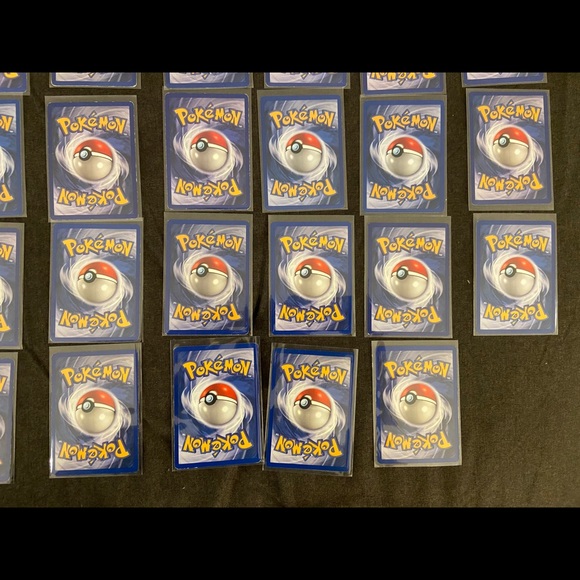 Complete Base Set Pokemon Cards (Without trainers) - Picture 11 of 13